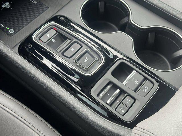 new 2025 Honda Pilot car, priced at $44,950