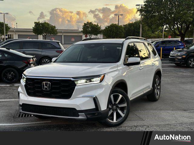 new 2025 Honda Pilot car, priced at $50,180
