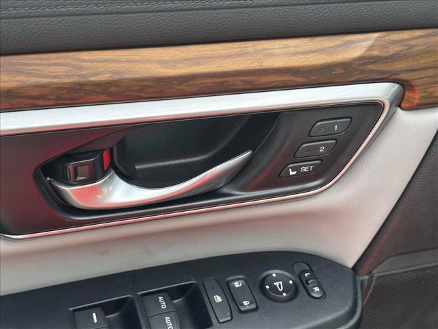 used 2022 Honda CR-V car, priced at $25,000