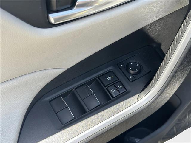 used 2021 Toyota RAV4 car, priced at $25,962