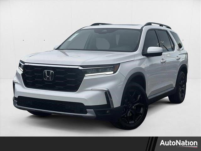 new 2025 Honda Pilot car, priced at $50,235