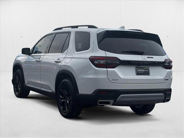 new 2025 Honda Pilot car, priced at $50,235