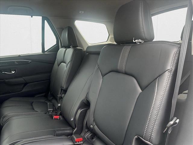 new 2025 Honda Pilot car, priced at $50,235