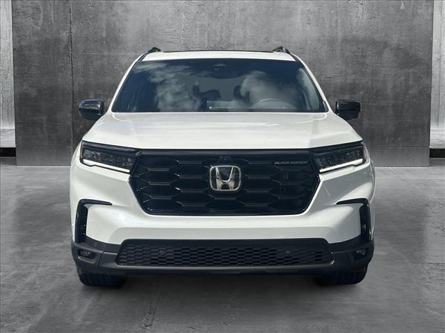 new 2025 Honda Pilot car, priced at $56,430