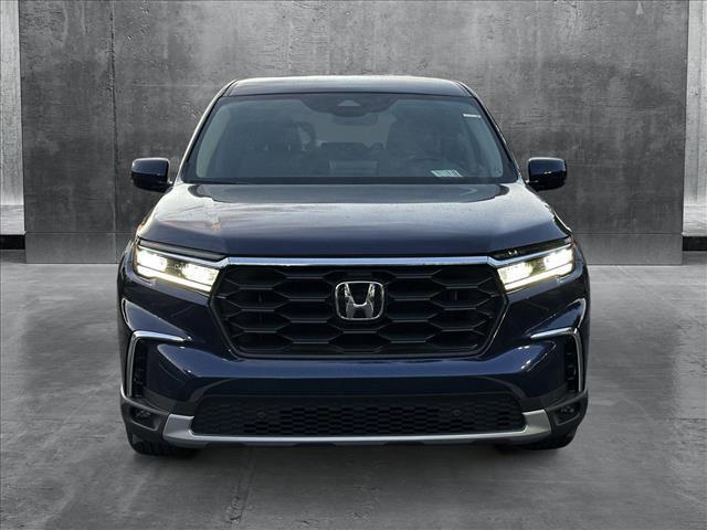 new 2025 Honda Pilot car, priced at $47,095