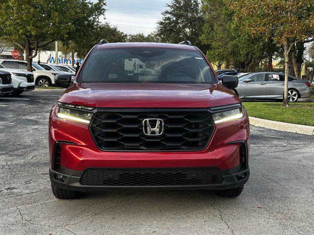 new 2025 Honda Pilot car, priced at $43,489