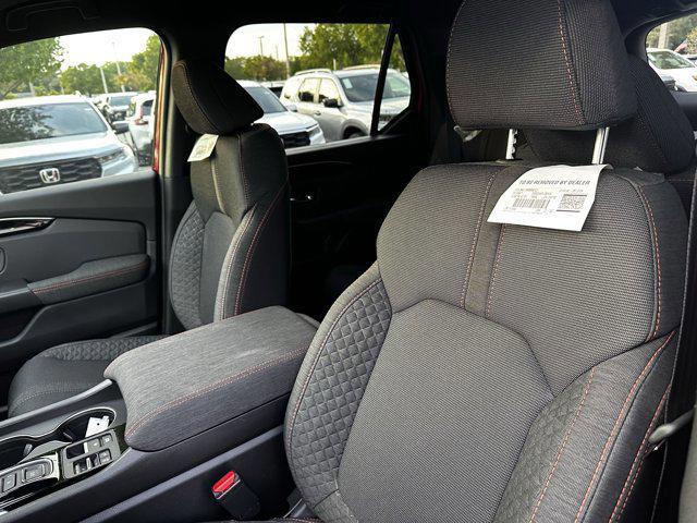 new 2025 Honda Pilot car, priced at $43,489