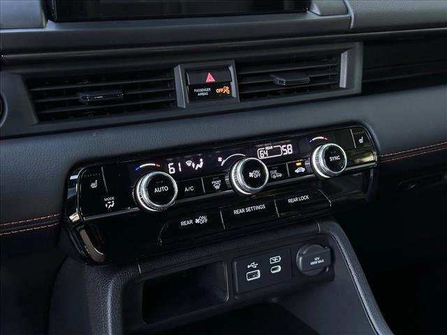 new 2025 Honda Pilot car, priced at $49,375