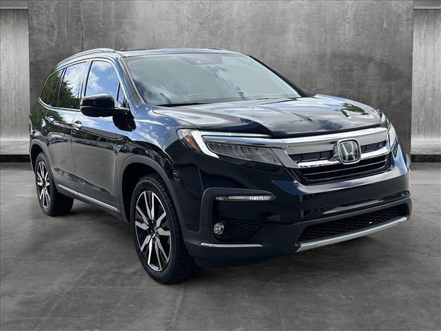 used 2022 Honda Pilot car, priced at $29,995