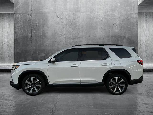 new 2025 Honda Pilot car, priced at $49,405