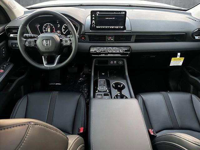 new 2025 Honda Pilot car, priced at $49,405