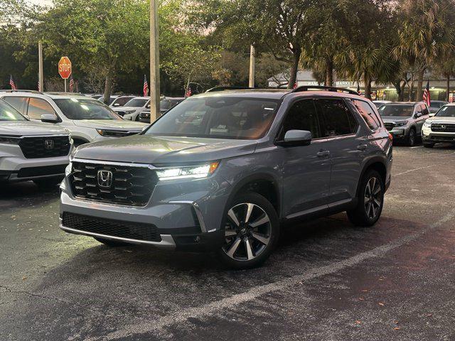 new 2025 Honda Pilot car, priced at $51,125