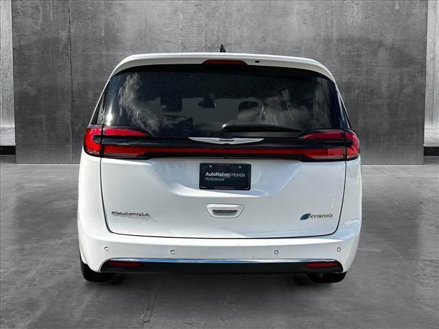 used 2023 Chrysler Pacifica Hybrid car, priced at $23,737