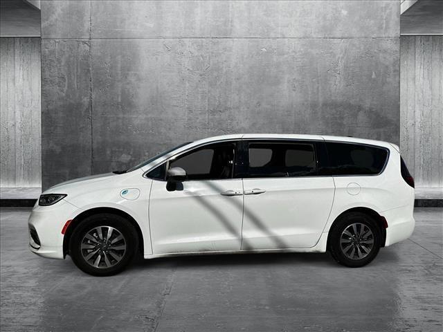 used 2023 Chrysler Pacifica Hybrid car, priced at $23,737