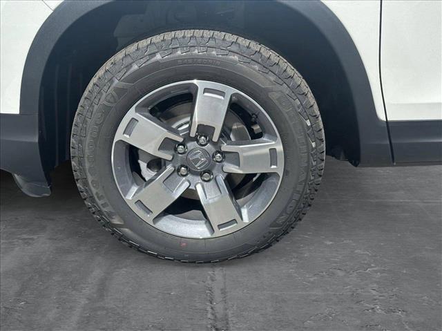 new 2025 Honda Ridgeline car, priced at $43,385