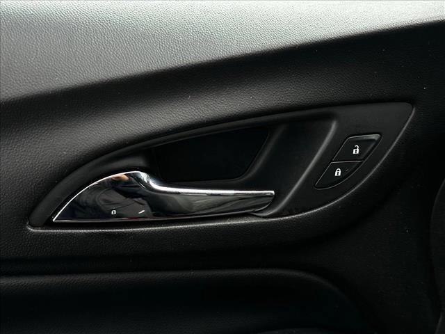 used 2019 Chevrolet Equinox car, priced at $11,744