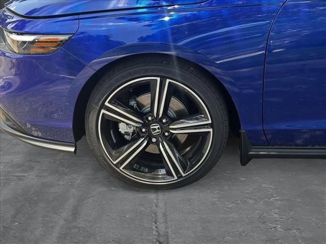 new 2025 Honda Accord Hybrid car, priced at $35,260