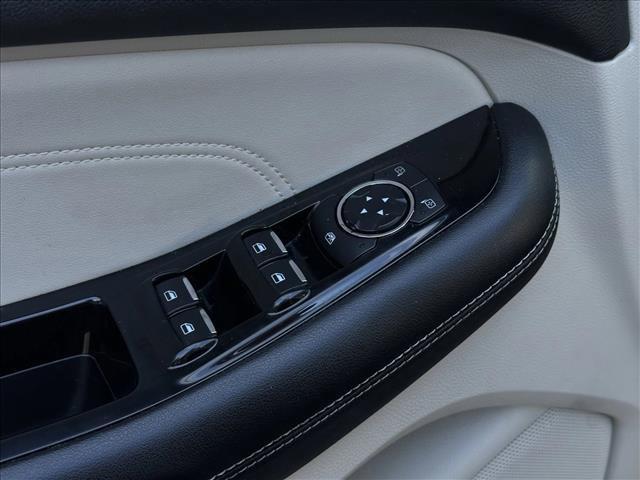 used 2020 Ford Edge car, priced at $17,038