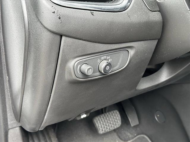 used 2021 Chevrolet Equinox car, priced at $19,436