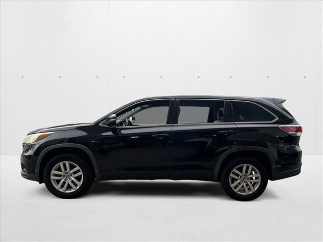 used 2016 Toyota Highlander car, priced at $13,664