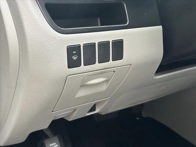 used 2016 Toyota Highlander car, priced at $13,664