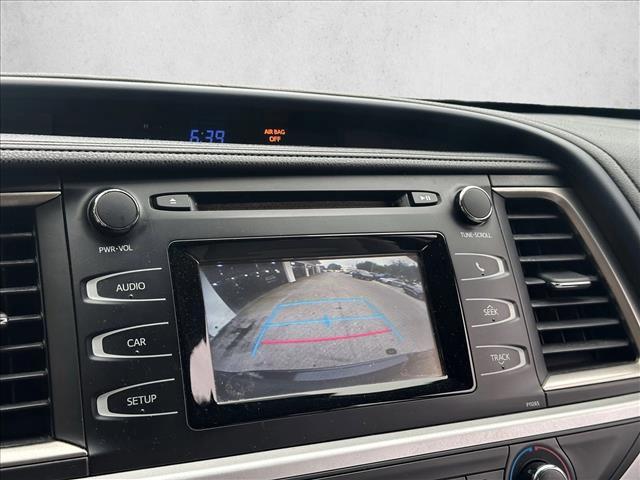 used 2016 Toyota Highlander car, priced at $11,595