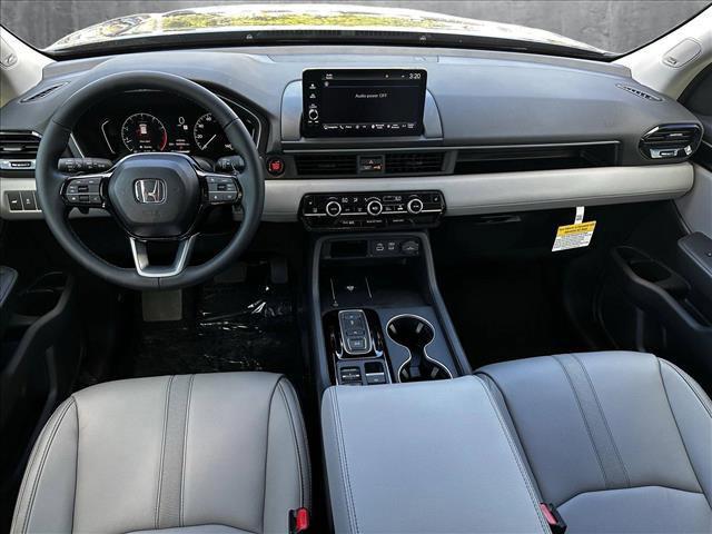 new 2025 Honda Pilot car, priced at $54,985