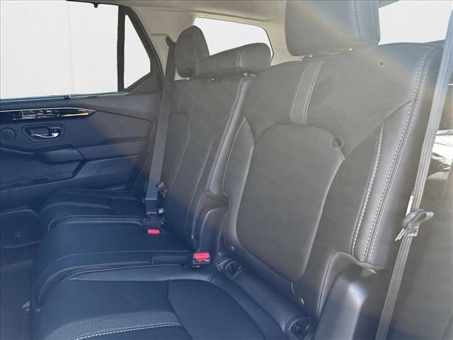 new 2025 Honda Pilot car, priced at $45,428