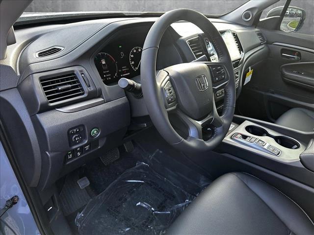 new 2025 Honda Ridgeline car, priced at $43,180