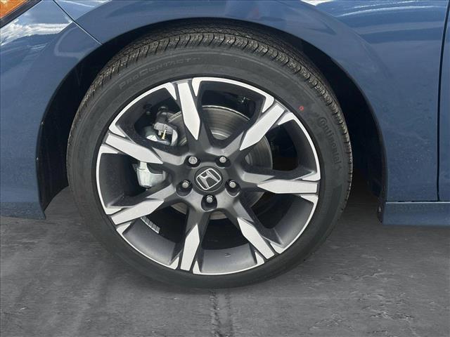 new 2025 Honda Civic Hybrid car, priced at $33,555