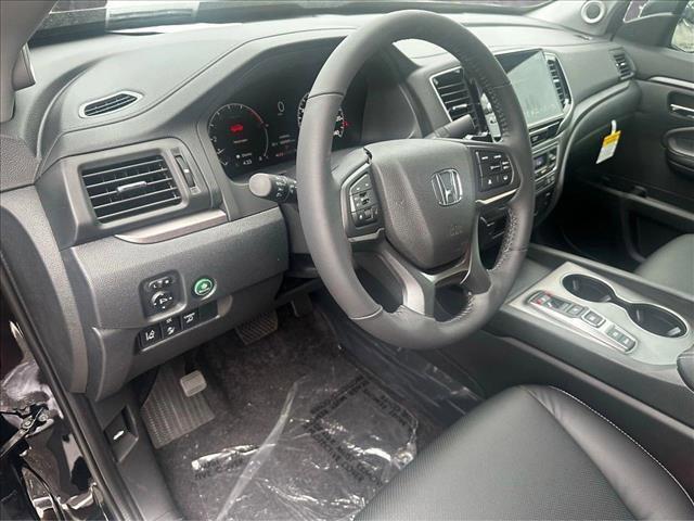 new 2025 Honda Ridgeline car, priced at $44,375