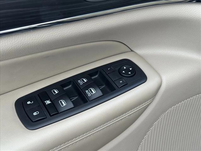 used 2020 Jeep Grand Cherokee car, priced at $19,995