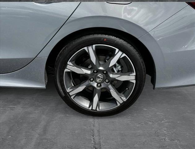 new 2025 Honda Civic Hybrid car, priced at $33,555