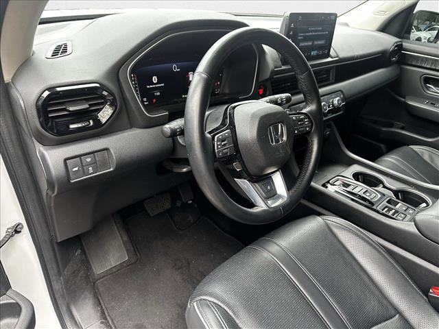 new 2025 Honda Pilot car, priced at $53,308