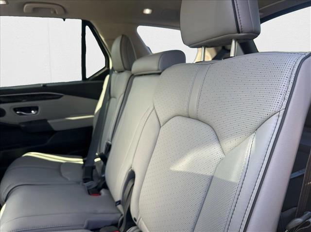 new 2025 Honda Pilot car, priced at $51,726