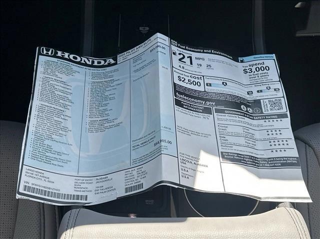 new 2025 Honda Pilot car, priced at $51,726