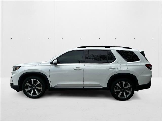 new 2025 Honda Pilot car, priced at $51,726