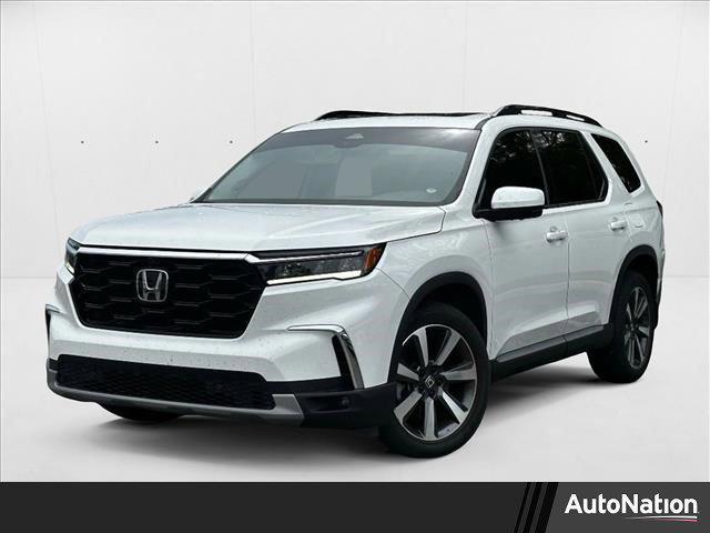 new 2025 Honda Pilot car, priced at $51,726