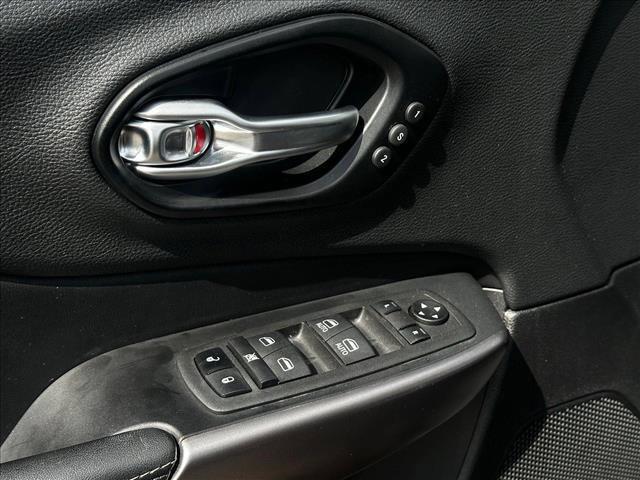 used 2022 Jeep Cherokee car, priced at $26,999
