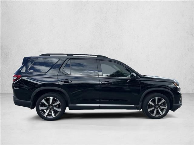 used 2023 Honda Pilot car, priced at $42,495