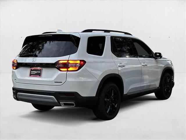 new 2025 Honda Pilot car, priced at $50,235