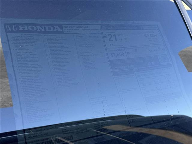 new 2025 Honda Pilot car, priced at $56,705
