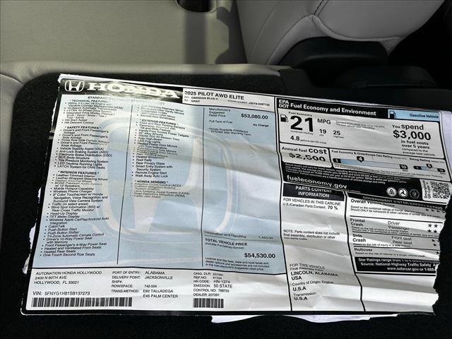 new 2025 Honda Pilot car, priced at $54,530