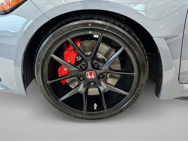 new 2025 Honda Civic Type R car