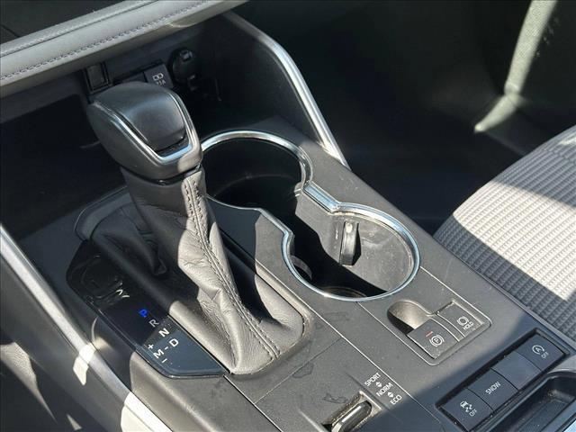 used 2020 Toyota Highlander car, priced at $26,999