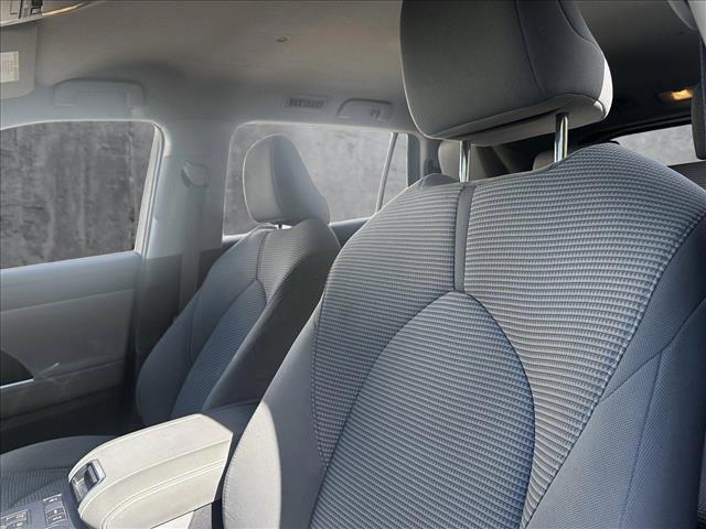 used 2020 Toyota Highlander car, priced at $26,999
