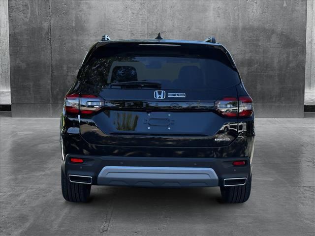 new 2025 Honda Pilot car, priced at $50,850