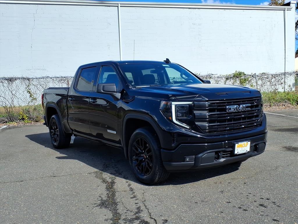used 2022 GMC Sierra 1500 car, priced at $41,484