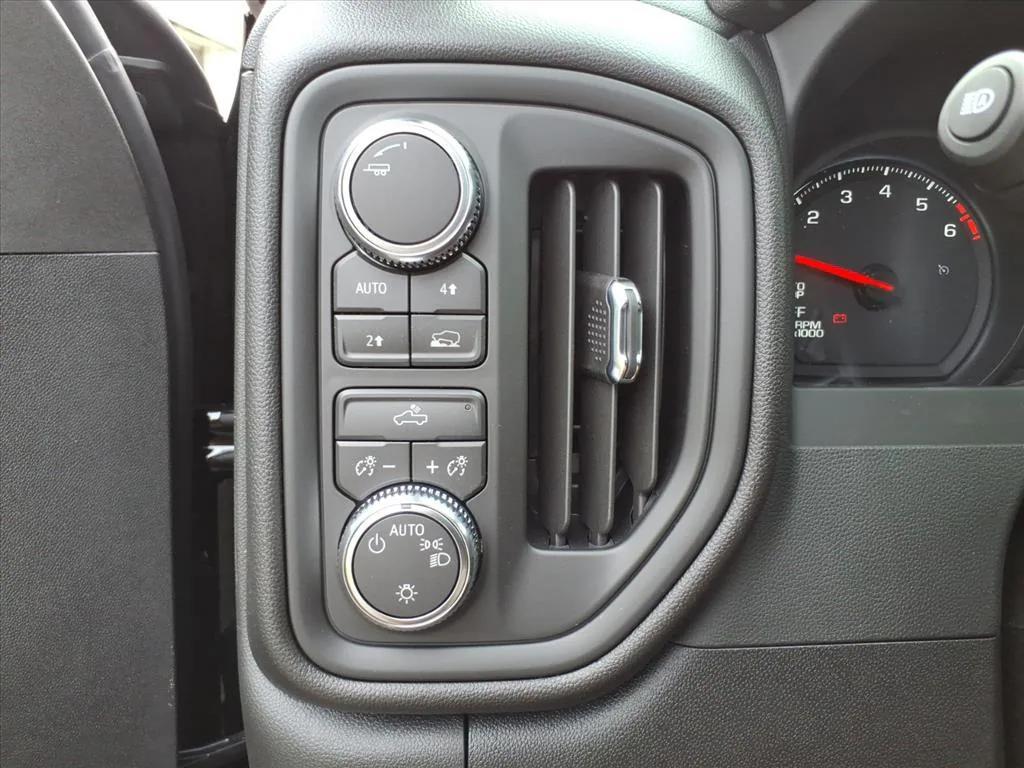 new 2026 GMC Sierra 1500 car, priced at $52,924