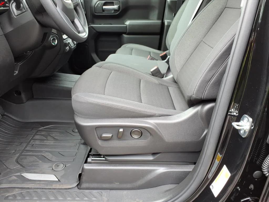 new 2026 GMC Sierra 1500 car, priced at $52,924